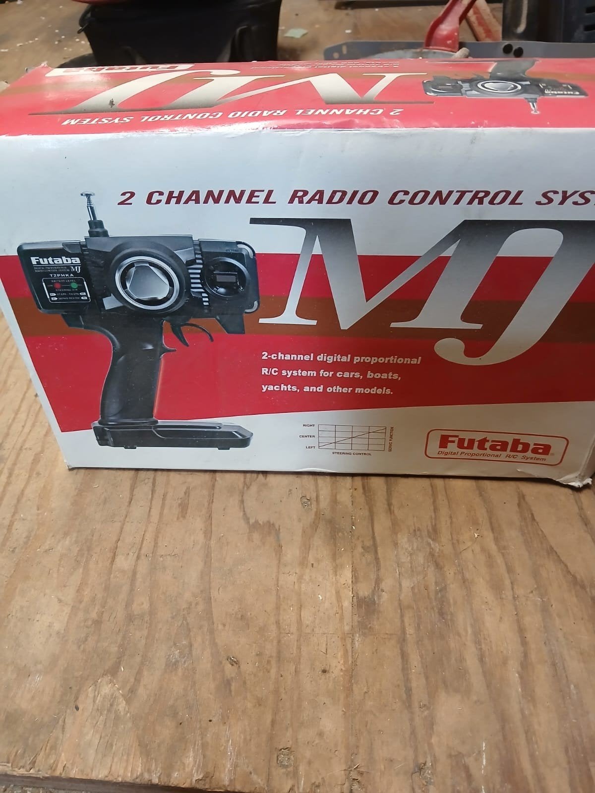 Futaba MJ 2-kanaals RC zender 27MHz, Ophalen of Verzenden, Gebruikt, Overige schalen, Onderdeel