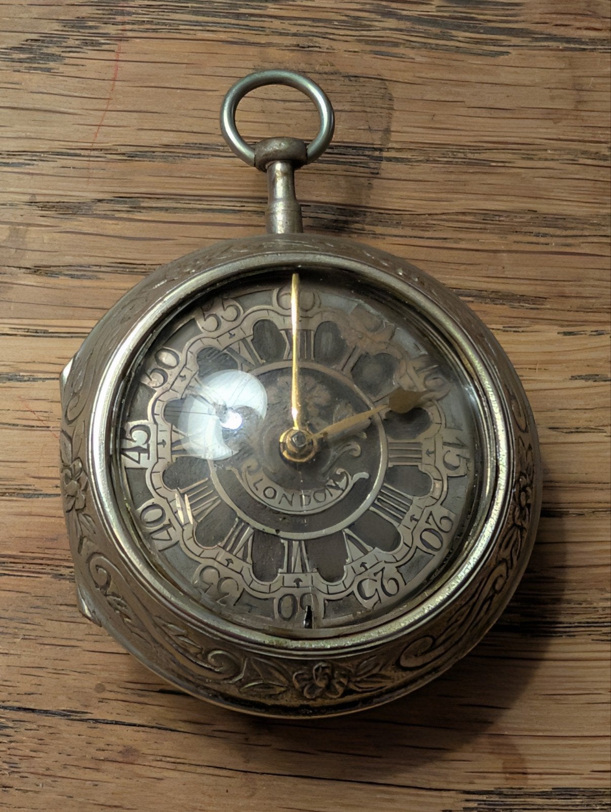 Antiek Zakhorloge met Gedetailleerde Gravures - London, Overige merken, Zakhorloge, Ophalen of Verzenden, Voor 1900