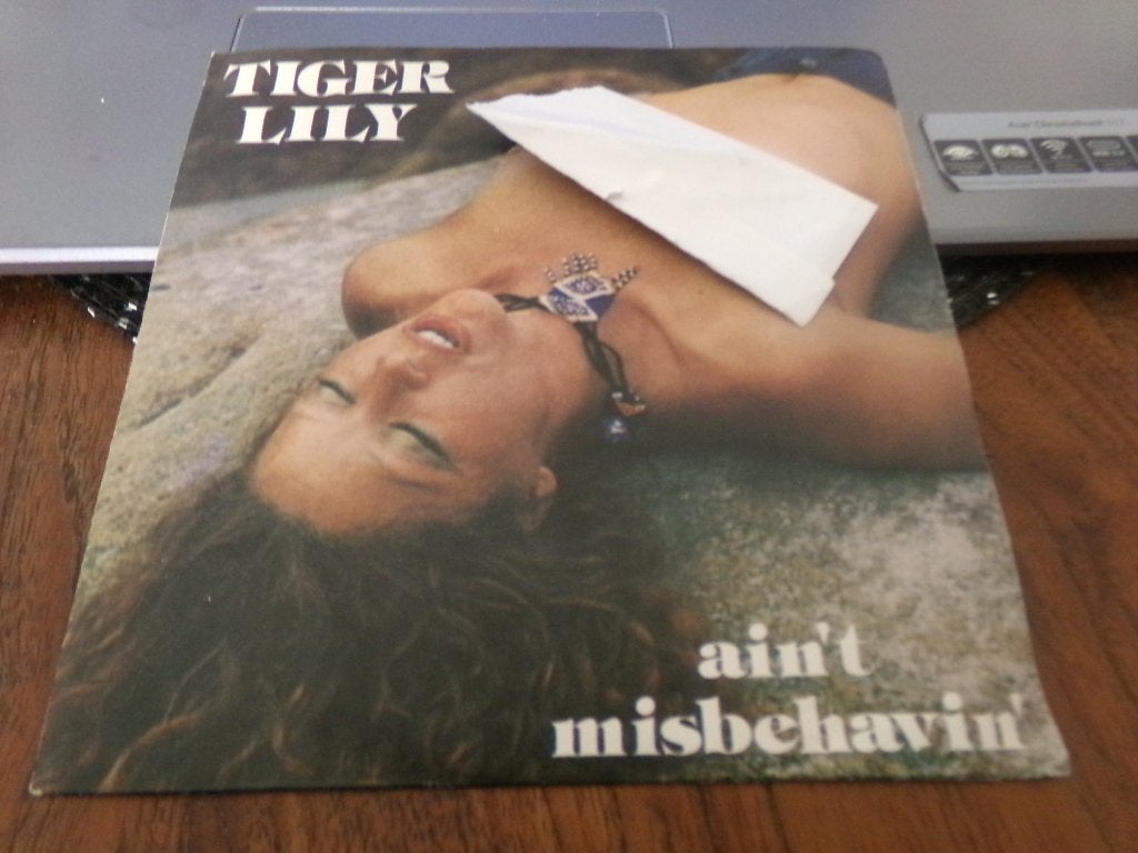 Super Zeldzaam - Tiger Lily  – Ain't Misbehavin' - 1975 Rock, Cd's en Dvd's, Vinyl Singles, Ophalen of Verzenden, Gebruikt, Overige genres