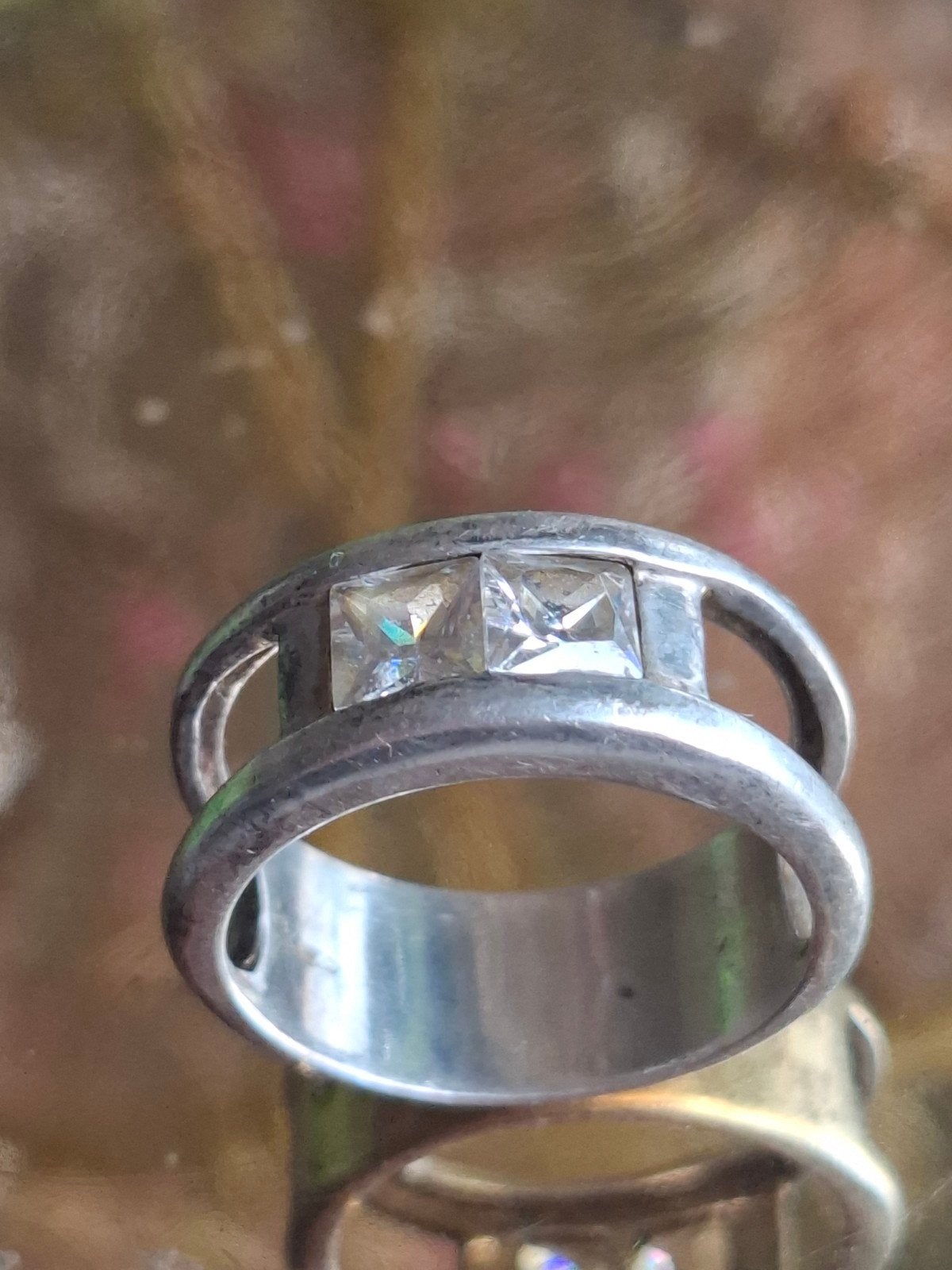 Zilveren 925 Ring met Vierkante Zirkonia Steentjes, Met kristal, Gebruikt, Ophalen of Verzenden, Dame of Heer