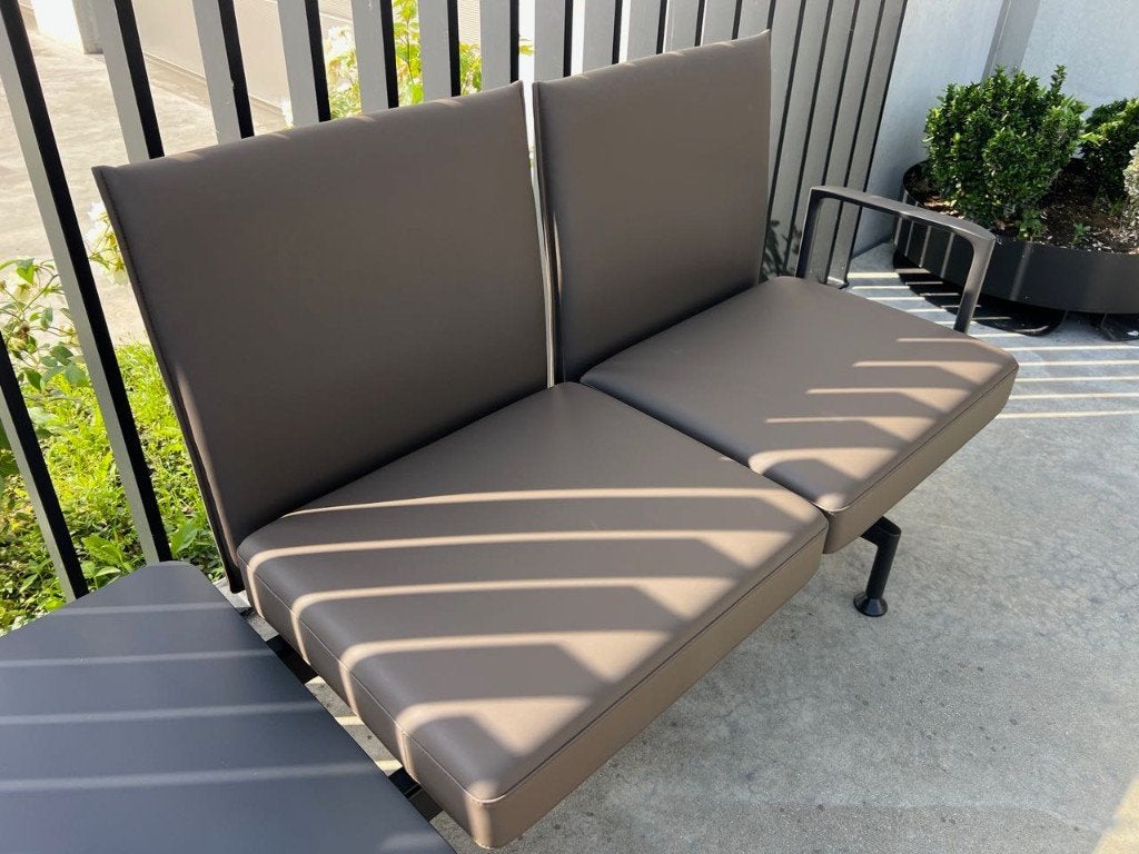 Vitra soft wait lederen wachtbank, 2x, Verzenden, Zo goed als nieuw, Driepersoons, Minder dan 150 cm