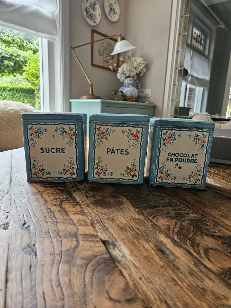Set van 3 brocante Franse voorraadblikken, Antiek en Kunst, Curiosa en Brocante, Ophalen of Verzenden