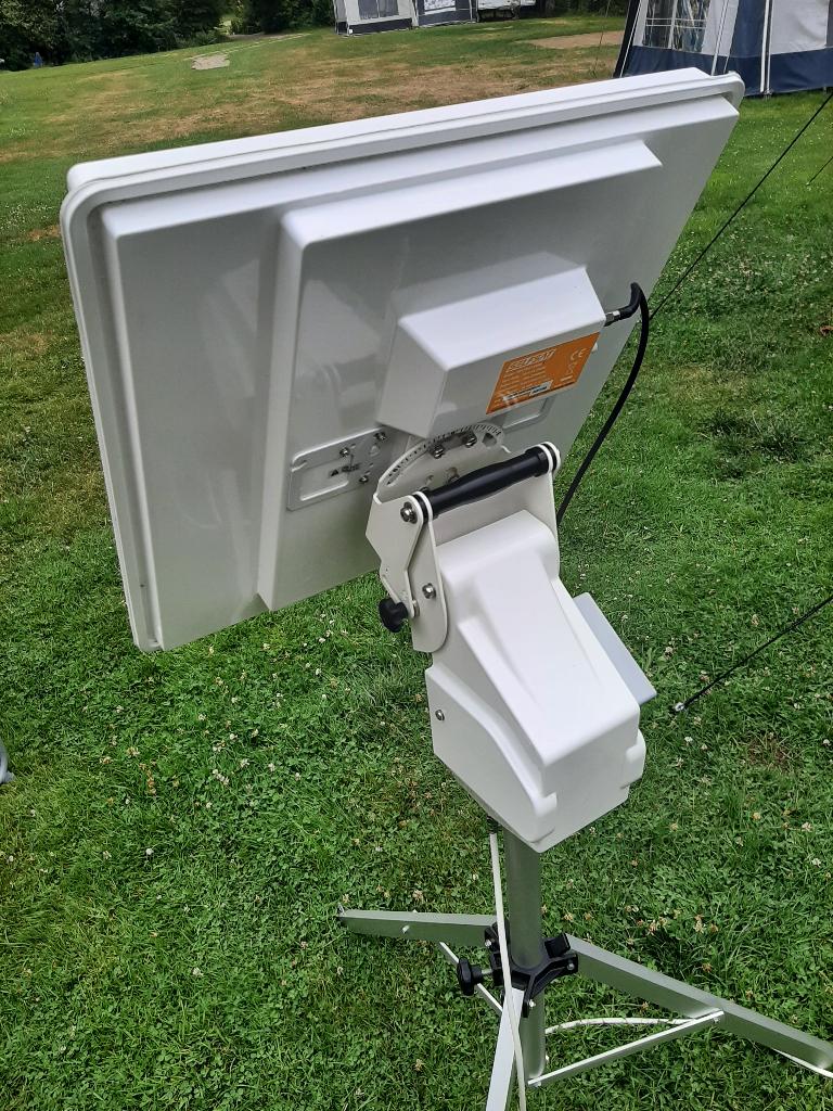 caravan tv schotel, Caravans en Kamperen, Ophalen, Zo goed als nieuw