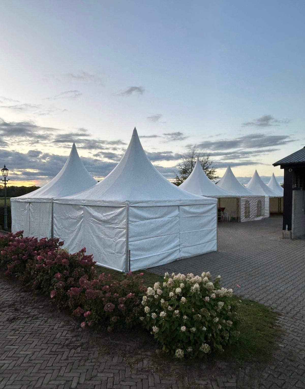 Pagodetenten Te Huur, Bar Tent, uitgifte bali, 6 meter of meer, Zo goed als nieuw, Pagodetent, 8 meter of meer