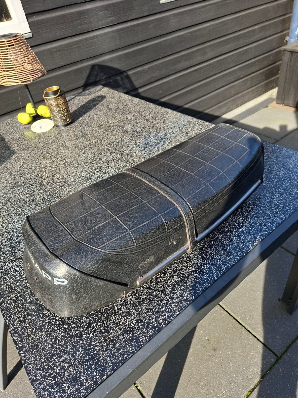 buddyseat zundapp met 2 kleine plekjes verder heel netjes, Ophalen of Verzenden, Gebruikt