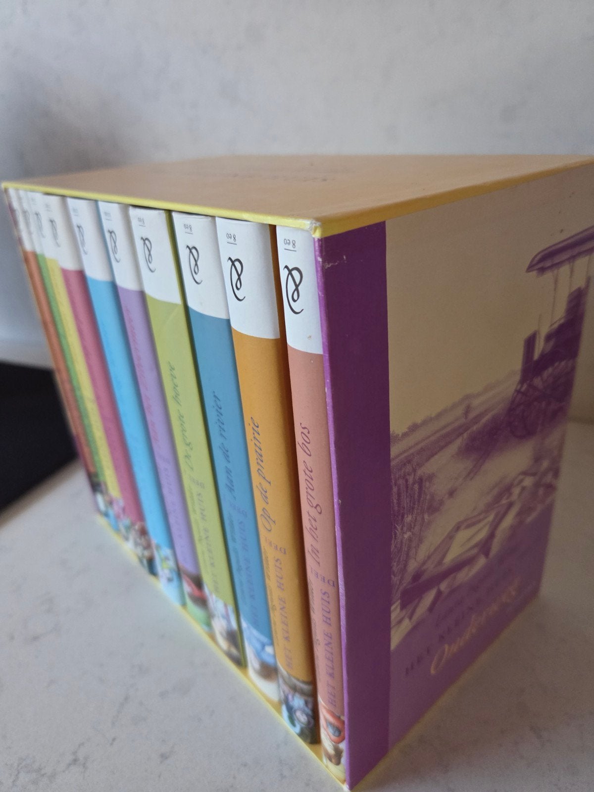 Laura Ingalls Wilder - Het kleine huis 1 tm 10 boxset HC, Ophalen of Verzenden, Zo goed als nieuw
