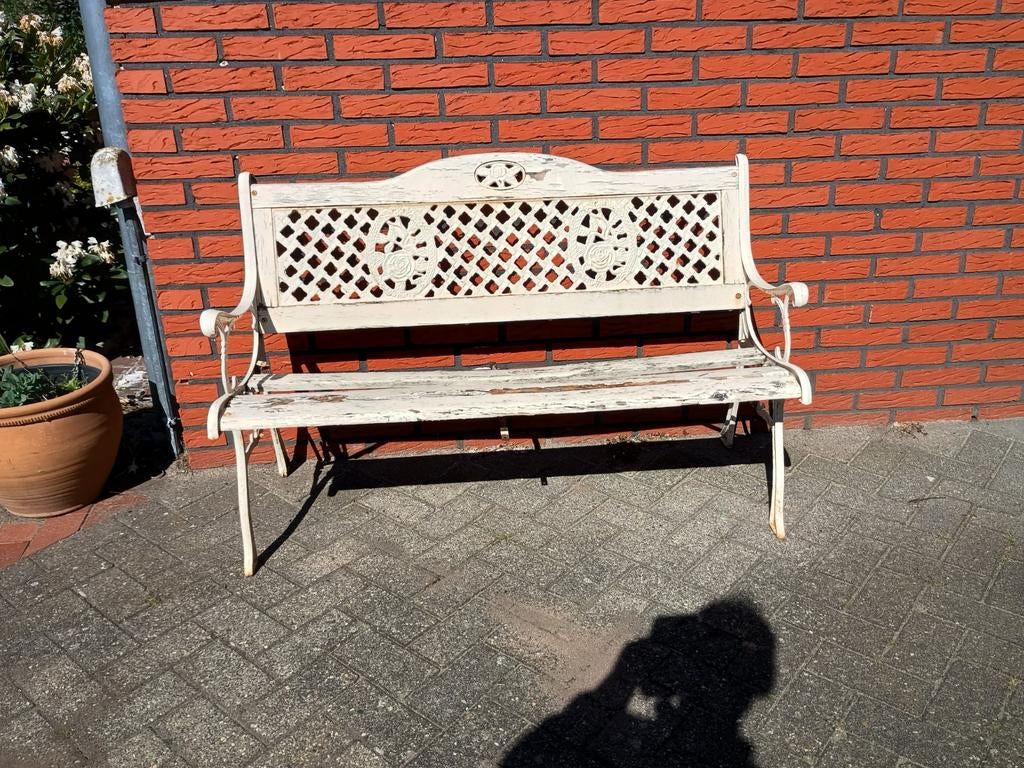 Nostalgisch gietijzeren bankje. Hout moet vervangen worden., Ophalen, Gebruikt, Metaal