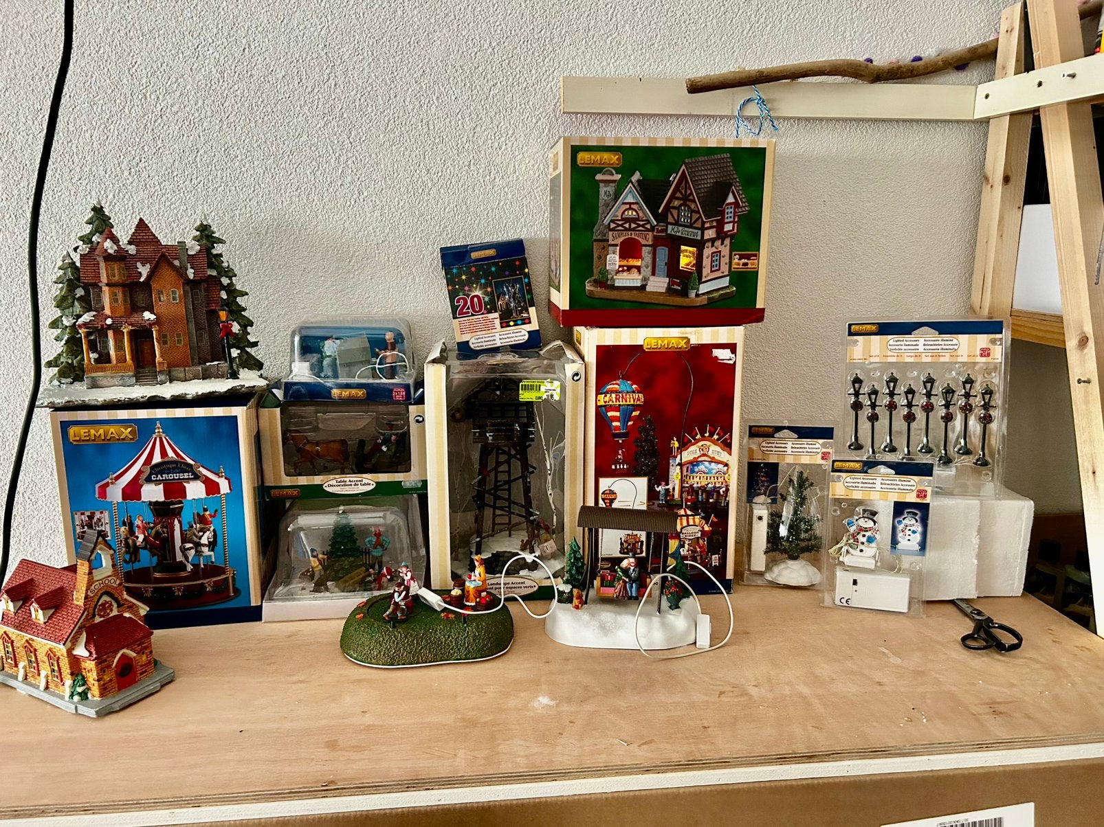 Lemax kersthuizen table accents attributen en bomen (ruilen), Diversen, Kerst, Ophalen, Gebruikt