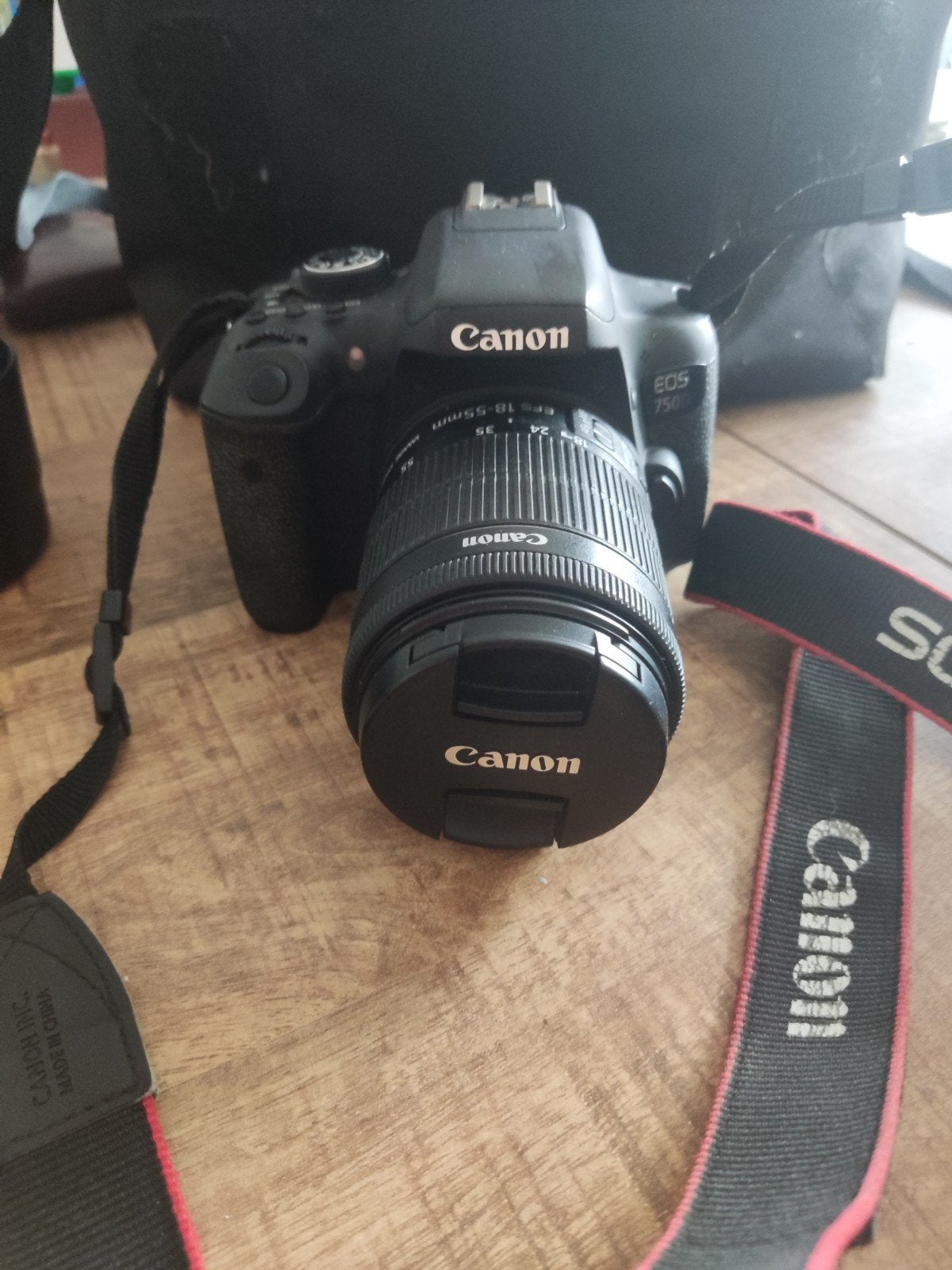 Defecte Canon EOS 750D spiegelreflexcamera, Audio, Tv en Foto, Fotocamera's Digitaal, Ophalen, Spiegelreflex, Canon, 4 t/m 7 keer