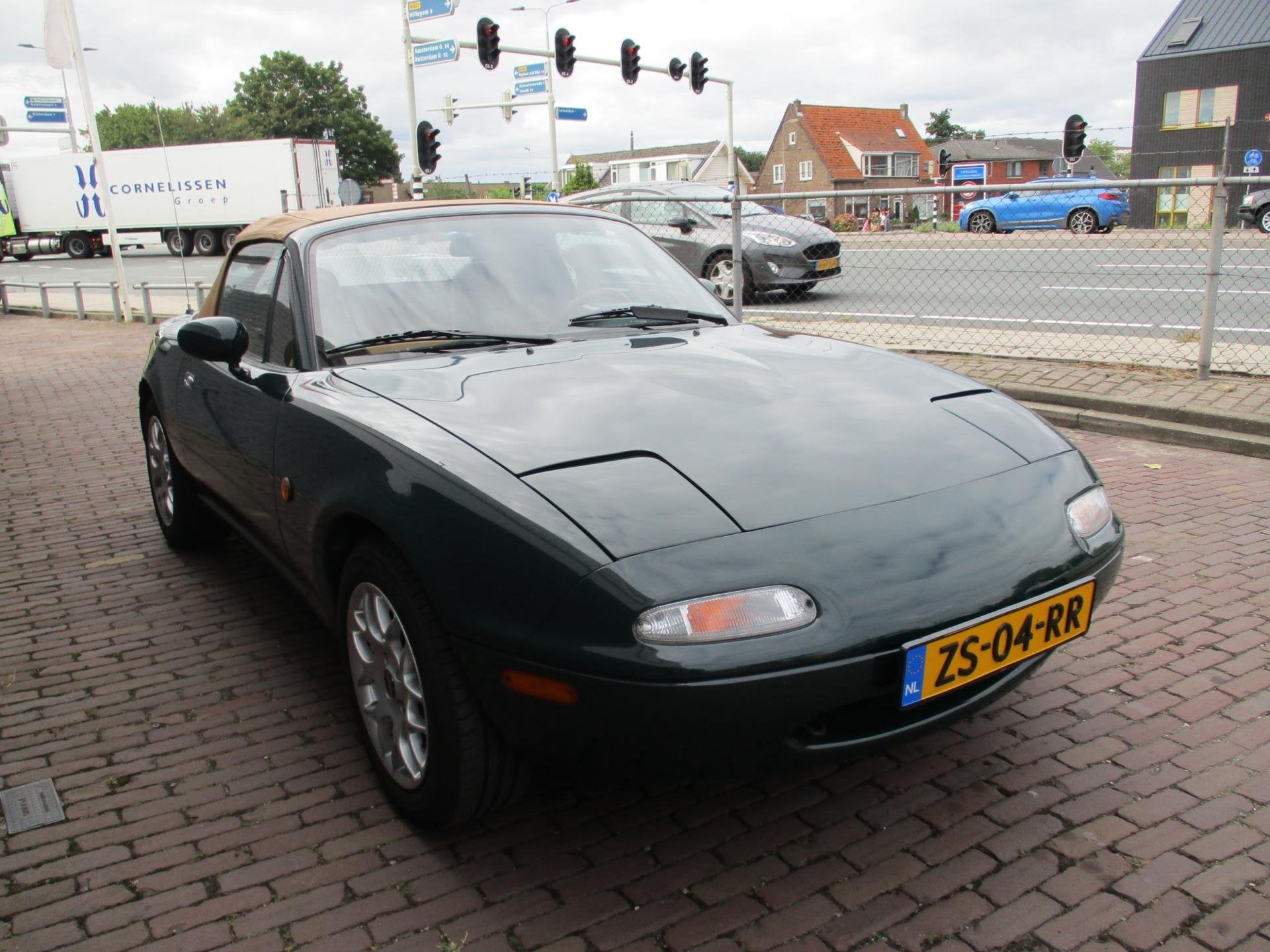 Mazda MX-5 1.6i-16V Limited edition org. Ned auto NAP, Dealer onderhouden, Achterwielaandrijving, Gebruikt, Beige