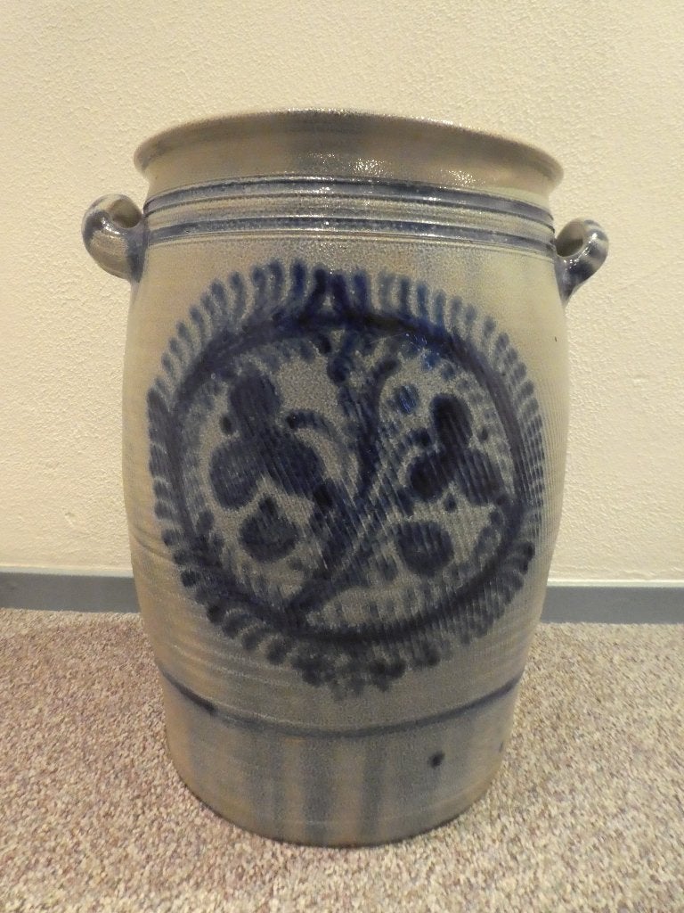 grote keulse pot, Ophalen