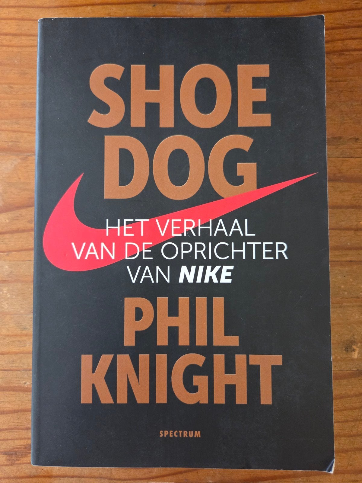 Phil Knight - Shoe Dog, Ophalen of Verzenden, Gelezen, Phil Knight
