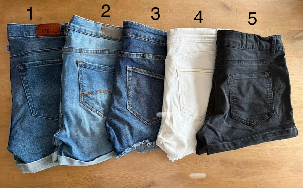 Set korte broeken, Kleding | Dames, Ophalen of Verzenden, Zo goed als nieuw, Blauw, W28 - W29 (confectie 36)