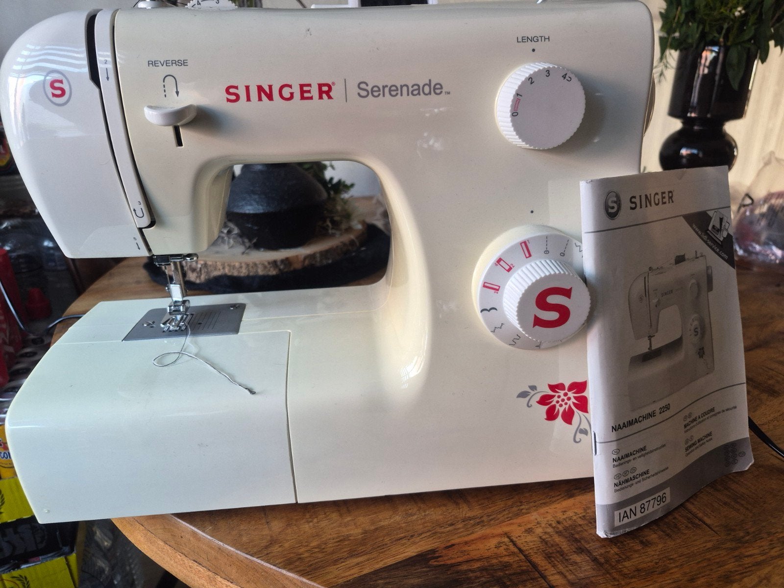 Singer serenade2250Bieden v/a€35euro, Ophalen, Gebruikt, Naaimachine, Singer