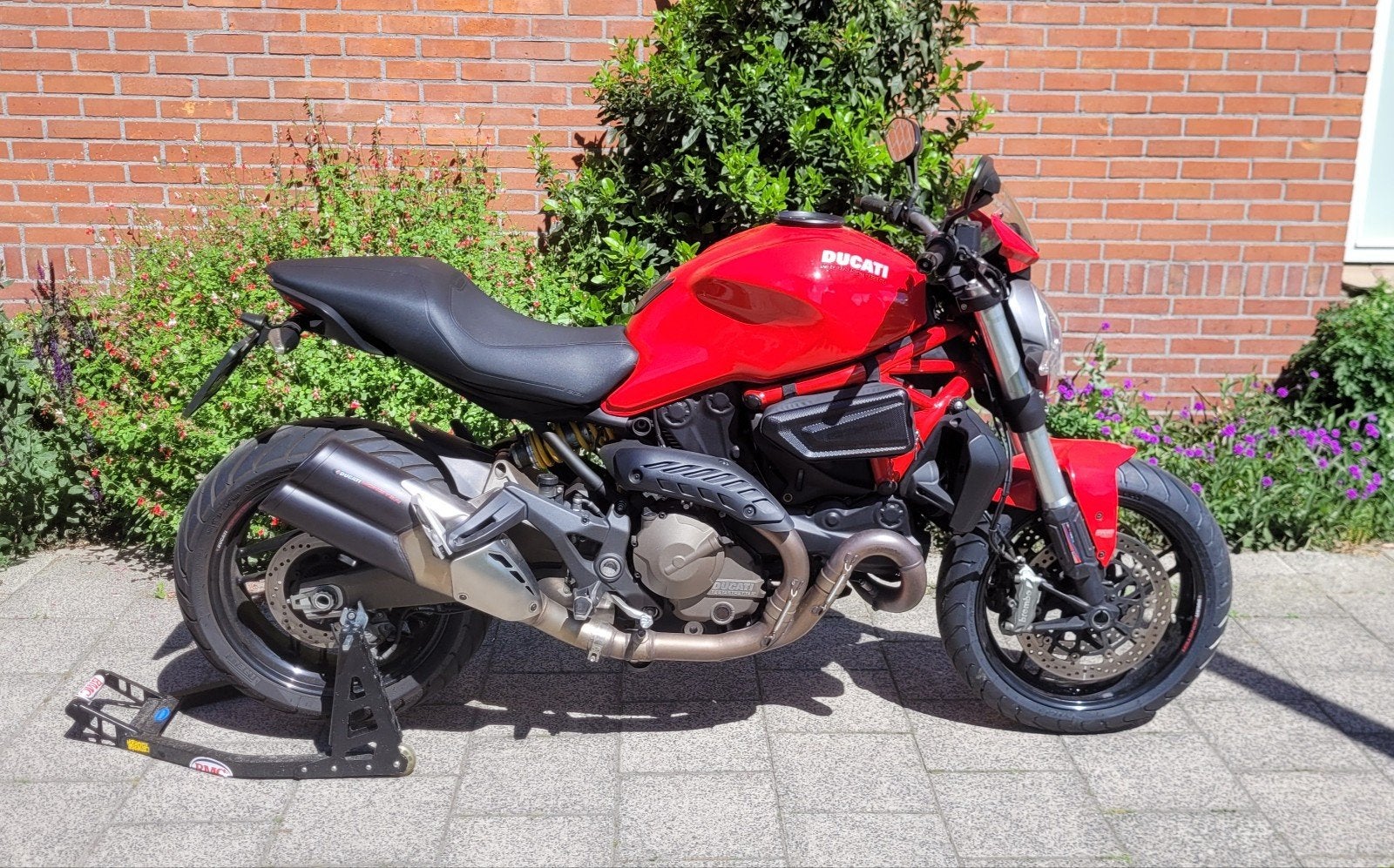 Ducati Monster 821 full options!, 2 cilinders, Motorrijbewijs A, Gebruikt, Particulier