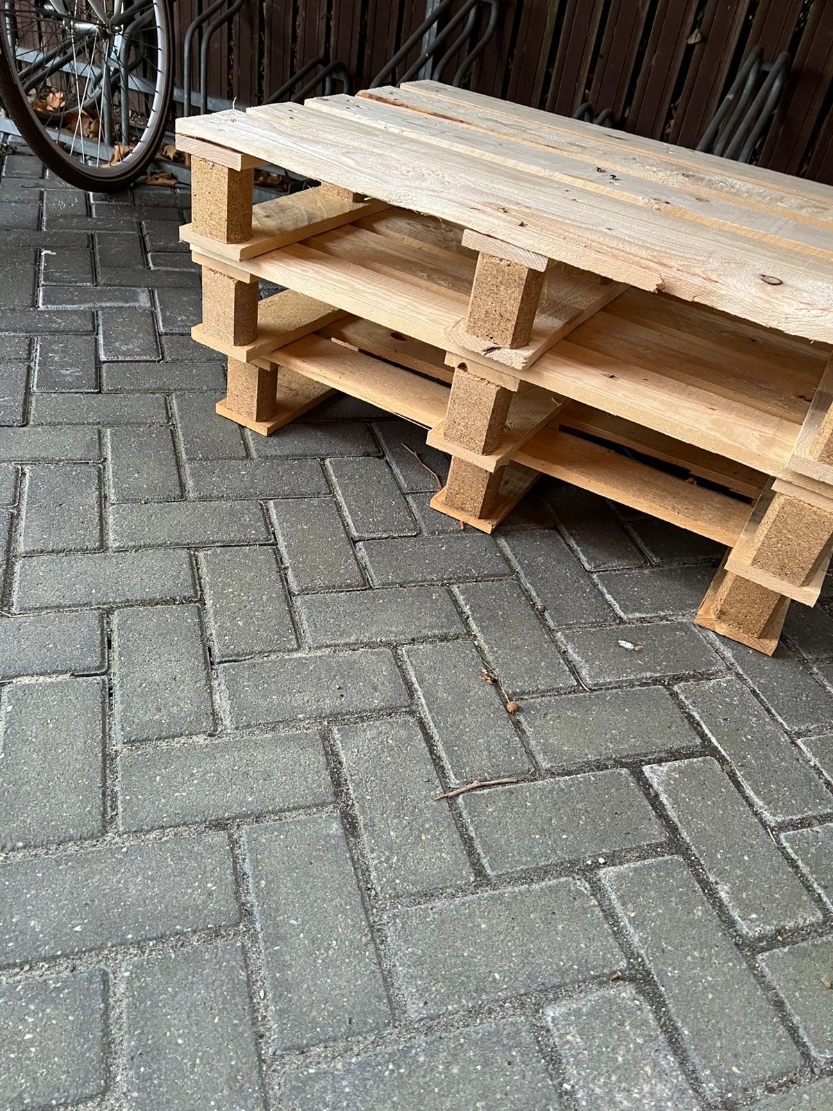Houten pallets (twee), Minder dan 3 m³, Ophalen