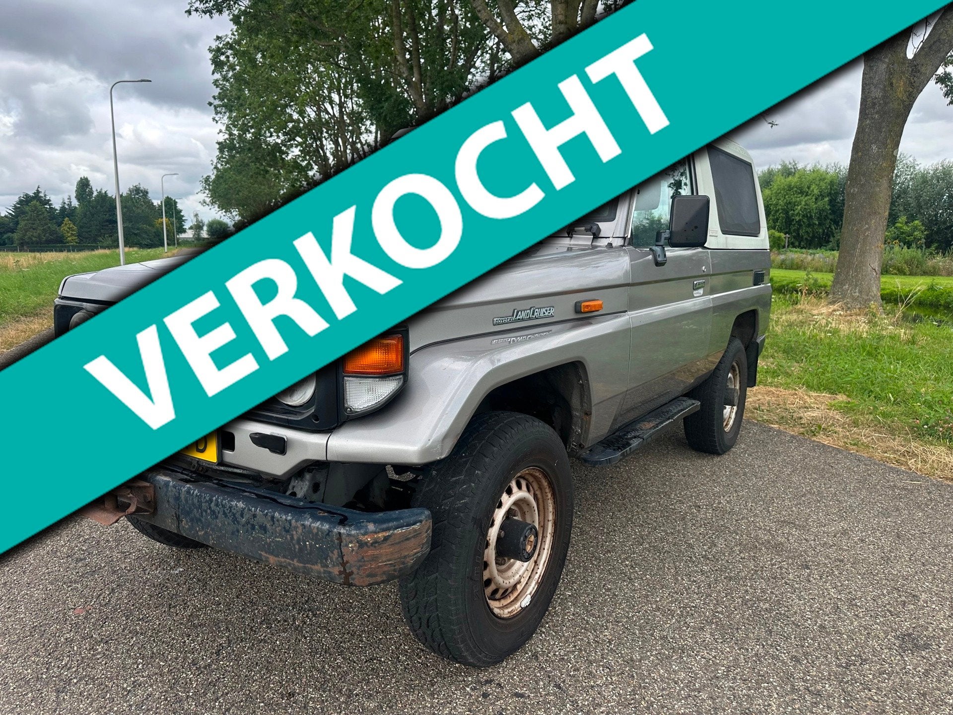 Toyota LandCruiser 70 4.2 LX Blind Van FRP|unieke km|nw apk, Auto's, Stof, Gebruikt, Zwart, 4164 cc