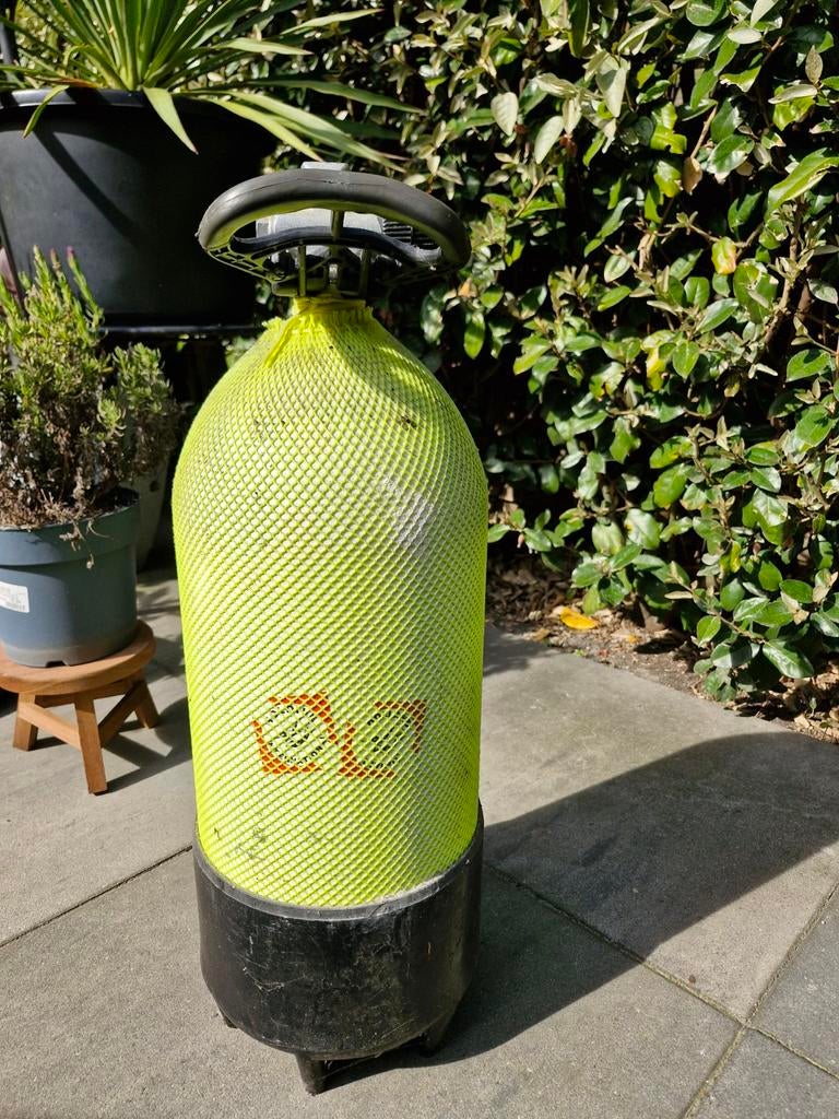 Duikfles 12 ltr kort, Watersport en Boten, Duiken, Ophalen of Verzenden, Duikfles
