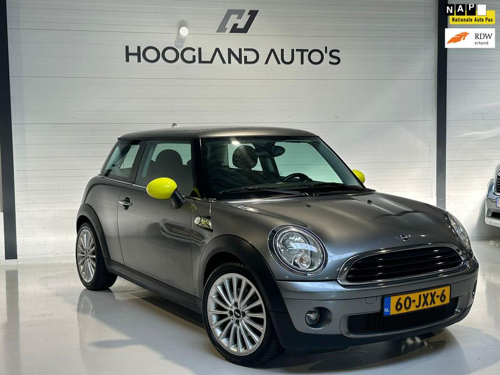 Mini Mini 1.4 One 50th Anniversary NR 80-350 TOPSTAAT, Voorwielaandrijving, Navigatiesysteem, Stof, Zwart