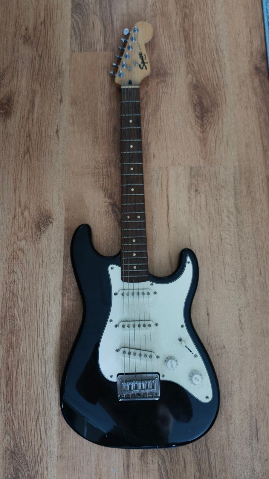 Fender Squier Stratocaster met versterker, Ophalen, Fender, Gebruikt, Met versterker