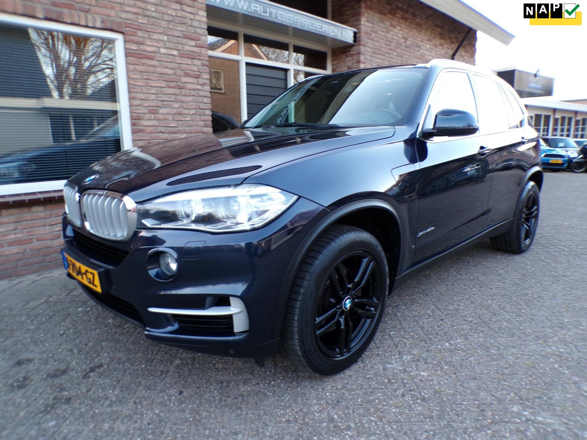 BMW X5 XDrive40e High Executive Automaat / Leder / Navi / Pa, Auto's, Gebruikt, 4 cilinders, Blauw, Bedrijf