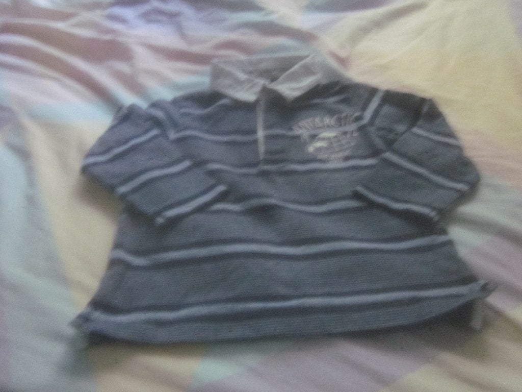Mooi blauwtinten/wit shirtje met kraagje opdruk iglo maat 86, Kinderen en Baby's, Ophalen of Verzenden, Zo goed als nieuw, Jongetje