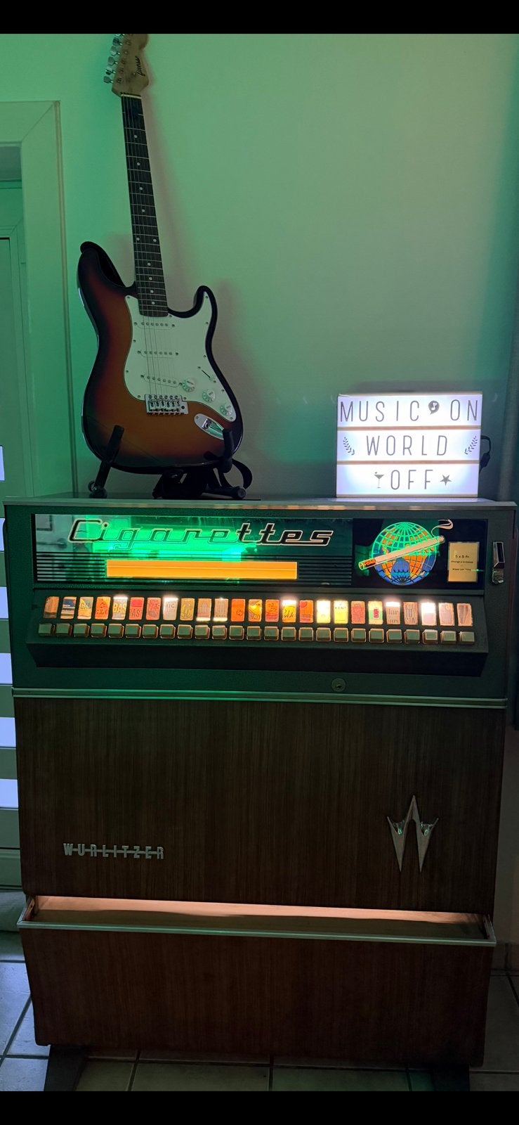 Zeldzame Vintage Wurlitzer Sigarettenautomaat 70’s Werkend, Ophalen, Zo goed als nieuw