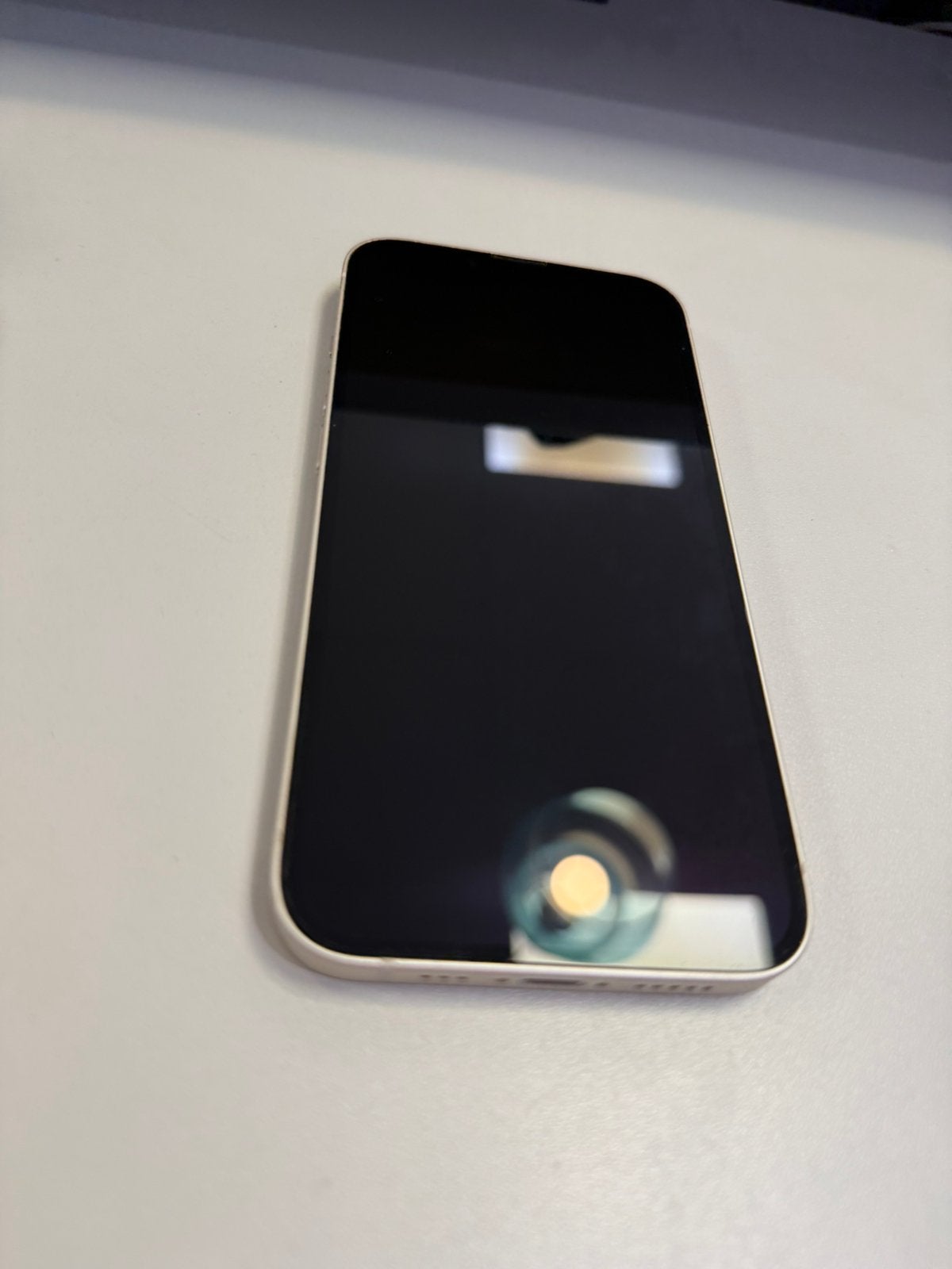 Apple iPhone 13 256Gb - Wit, Wit, 77 %, IPhone 13, Zo goed als nieuw