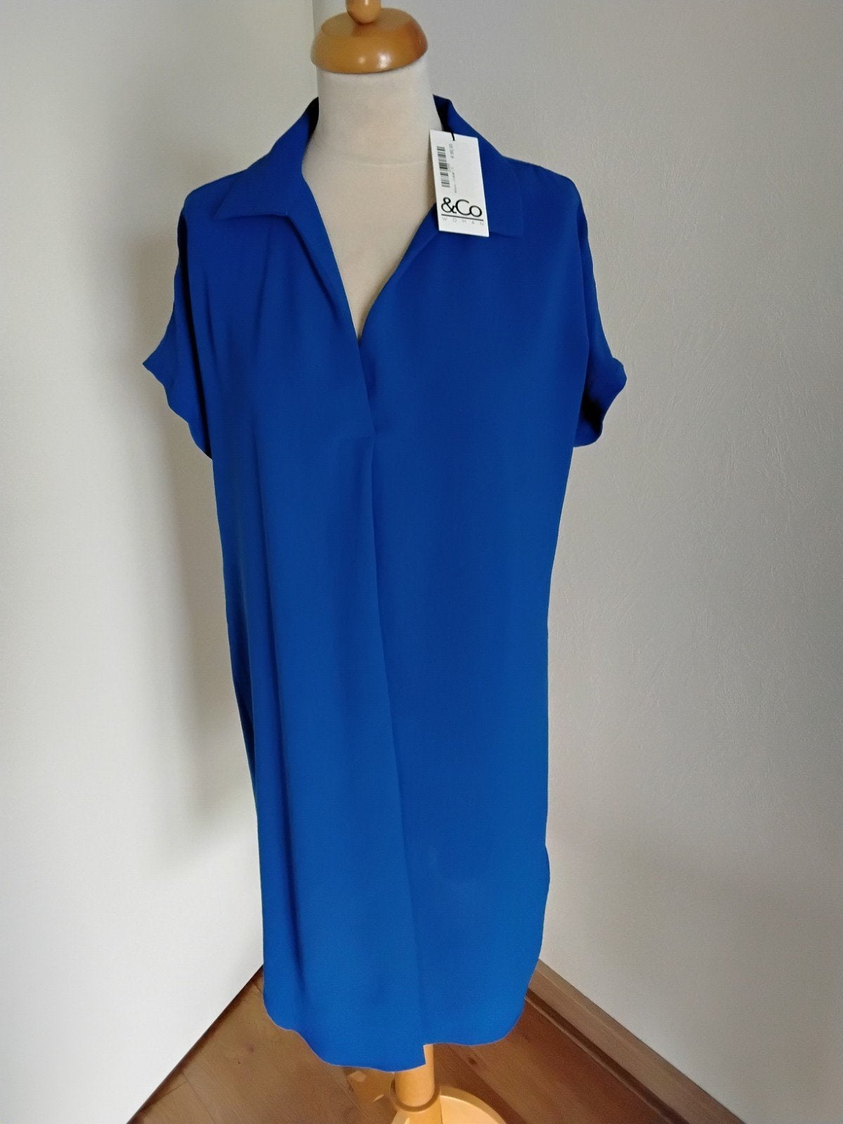And co Woman nieuwe jurk maat S: valt ruim, Kleding | Dames, Ophalen of Verzenden, Nieuw, Maat 38/40 (M), Onder de knie
