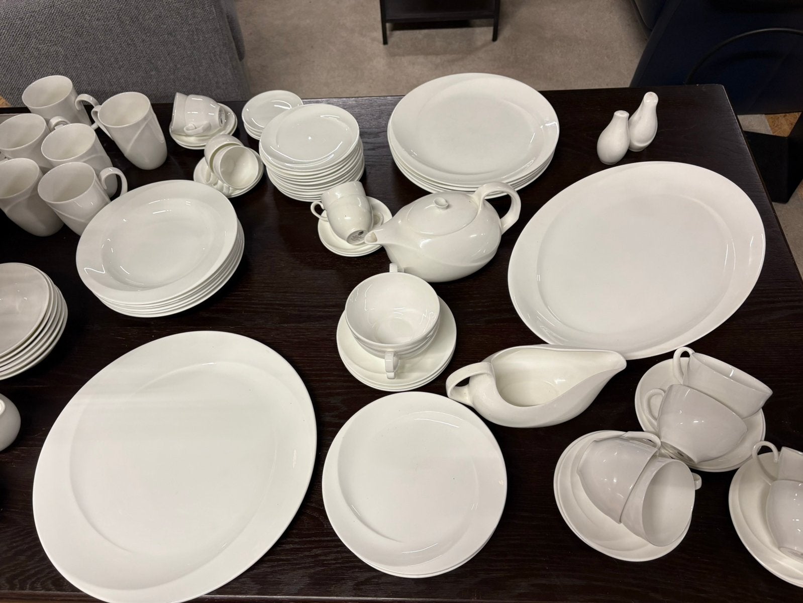 Wedgwood shape 225 servies / solar servies, Huis en Inrichting, Keuken | Servies, Ophalen, Zo goed als nieuw, Modern, Wedgwood