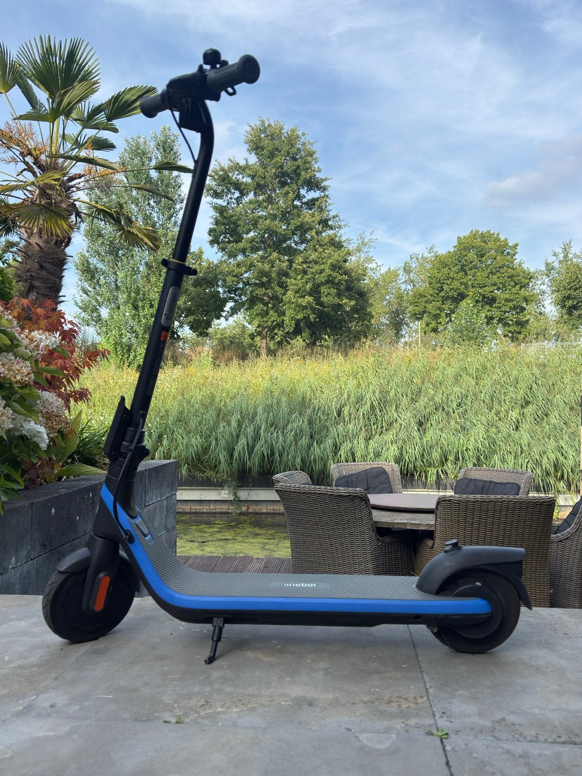 Ninebot KickScooter C2 Pro E – Zeer nette staat – Bluetooth, Fietsen en Brommers, Ophalen of Verzenden, Zo goed als nieuw, Elektrische step (E-scooter)