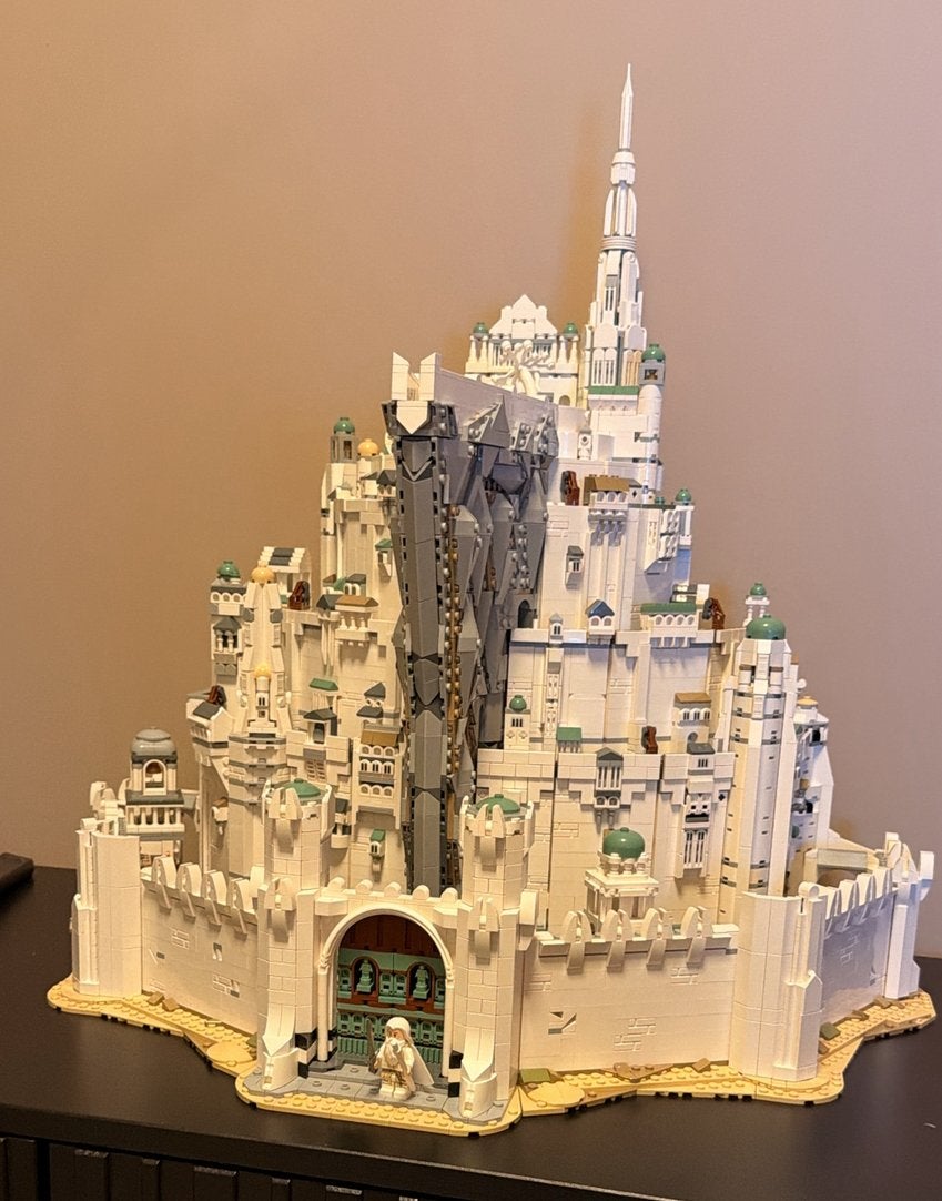Lego Minas Tirith 11377 zonder minifigs, Ophalen, Zo goed als nieuw