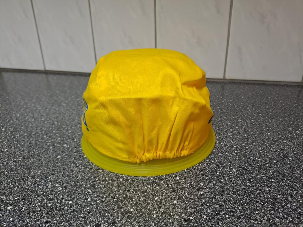 Chiquita bananen petje, Gebruiksvoorwerp, Ophalen of Verzenden, Zo goed als nieuw, N.v.t