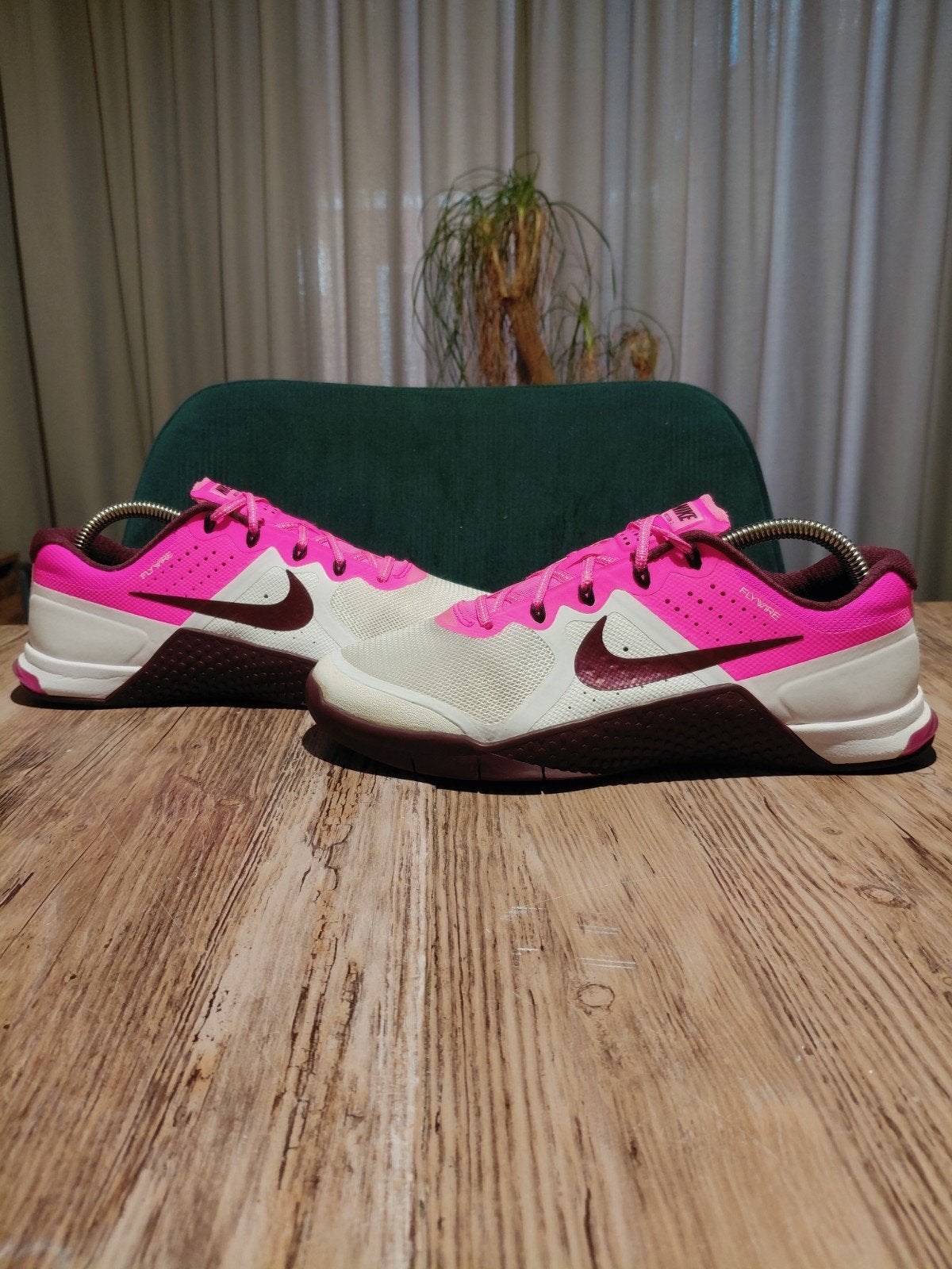 Nike Metcon 2 'Pink Blast' Size 38,5, Ophalen of Verzenden, Gedragen, NIKE., Wit