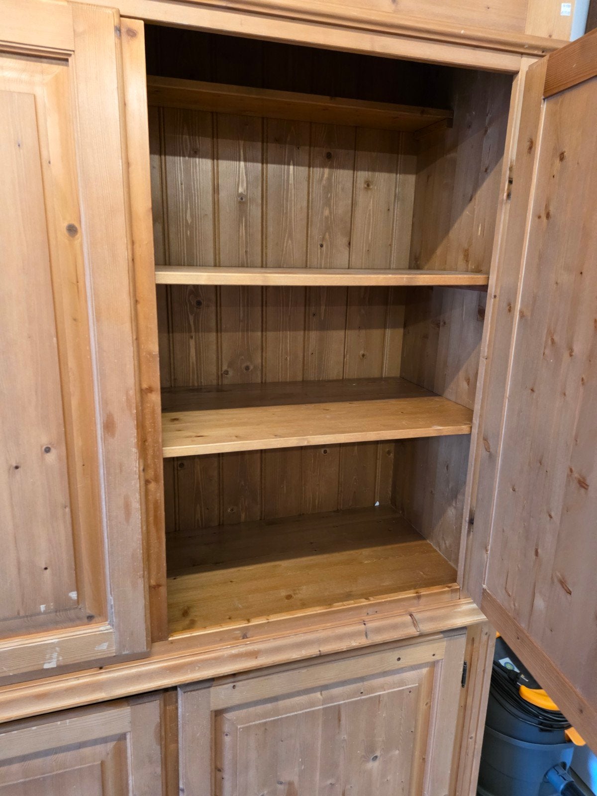 Grenen linnenkast, Ophalen, ., ., .