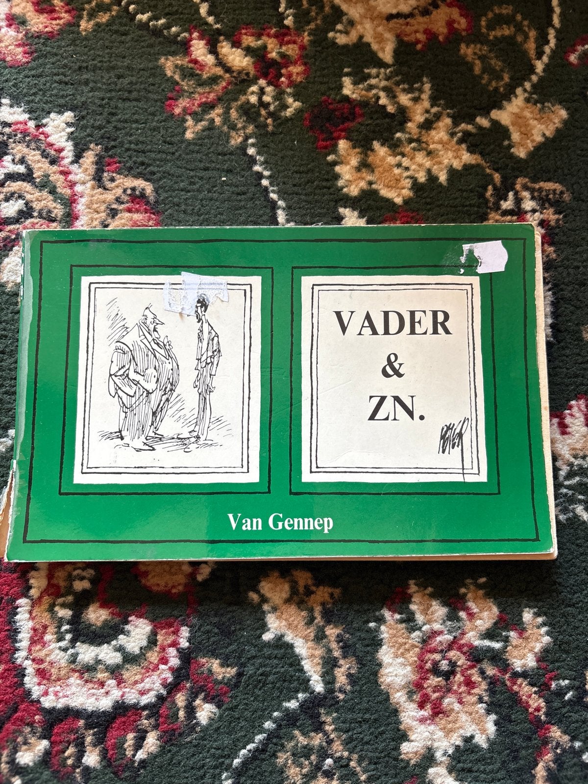 Vader & Zoon - Van Gennep Amsterdam 1970, Ophalen of Verzenden, Gelezen, Nederland