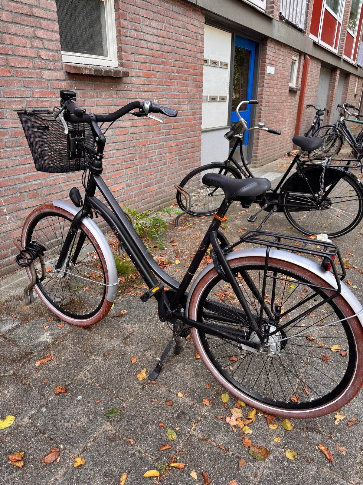 Cortina damesfietst met mandje en verbreed stuur/instap, Mandje, Gebruikt, 1 zitje, Ophalen
