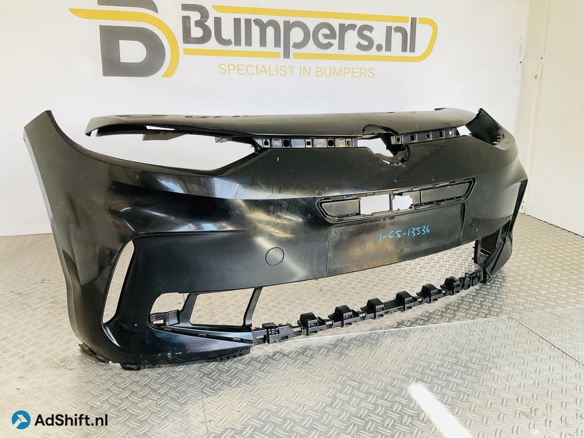 Bumper Volkswagen iD3 10A807221A Voorbumper 1-C5-13536R, Bumper