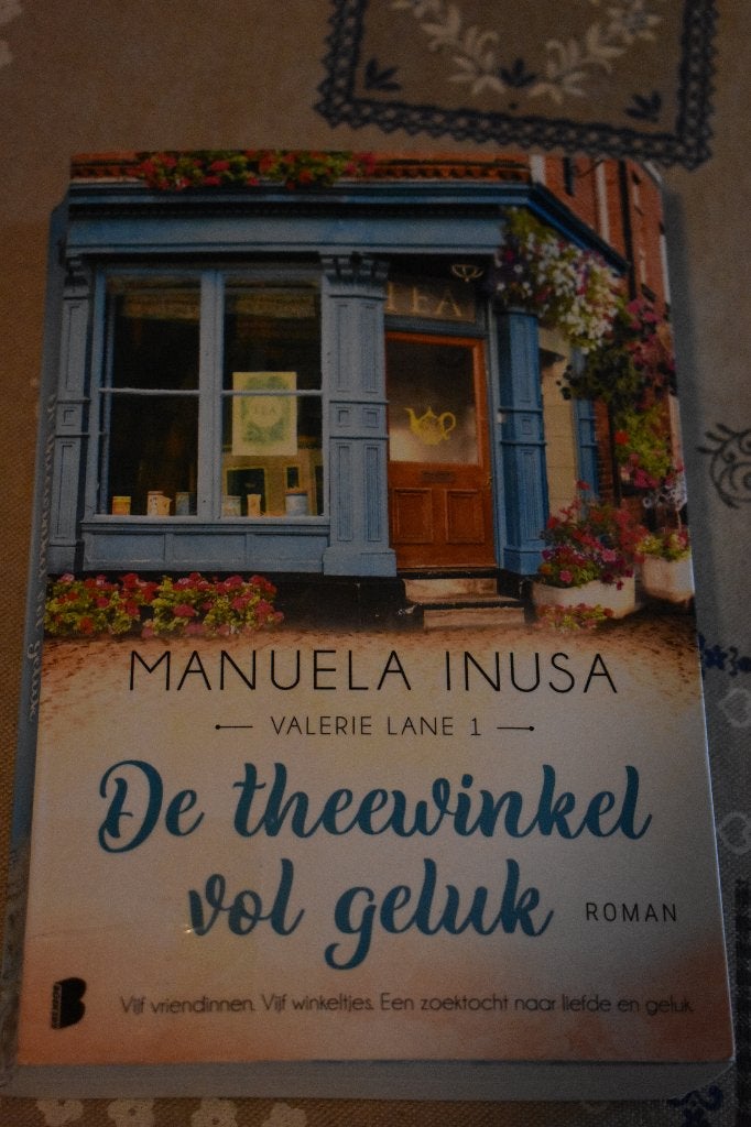 boek van Manuela Inusa/de theewinkel vol geluk, Ophalen of Verzenden, Zo goed als nieuw, Manuela Inusa