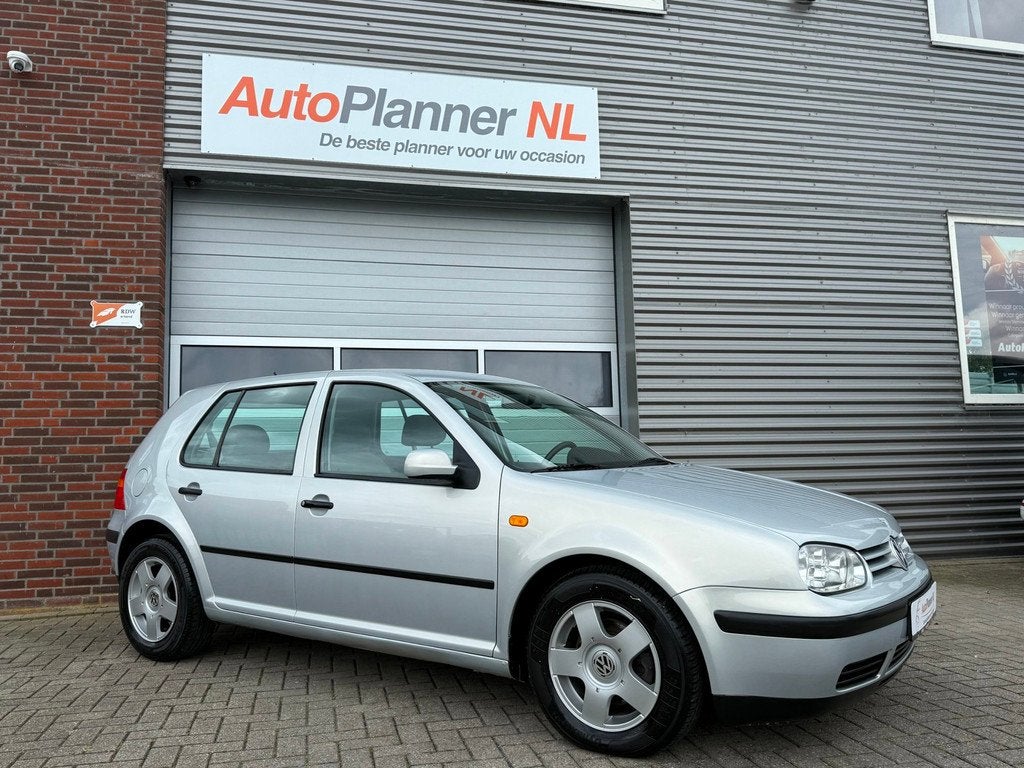 Volkswagen Golf IV 2.0! 5-Deurs! Airco! Dealer Onderhouden!, Stof, Gebruikt, 4 cilinders, 1984 cc