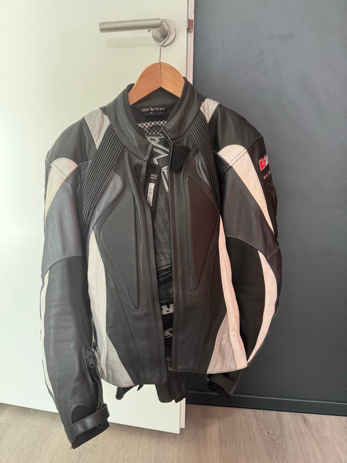 Rev'it! leren combipak (jasje maat 50, broek maat 52), Motoren, Ophalen of Verzenden, Tweedehands, Combipak