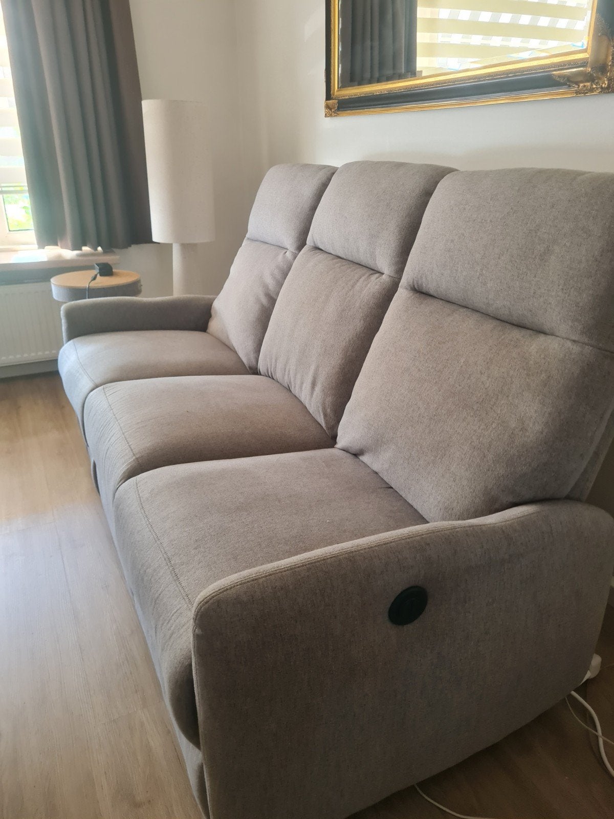 Comfortabele 3-zitsbank met relaxfunctie, Ophalen, Gebruikt, Driepersoons, 75 tot 100 cm