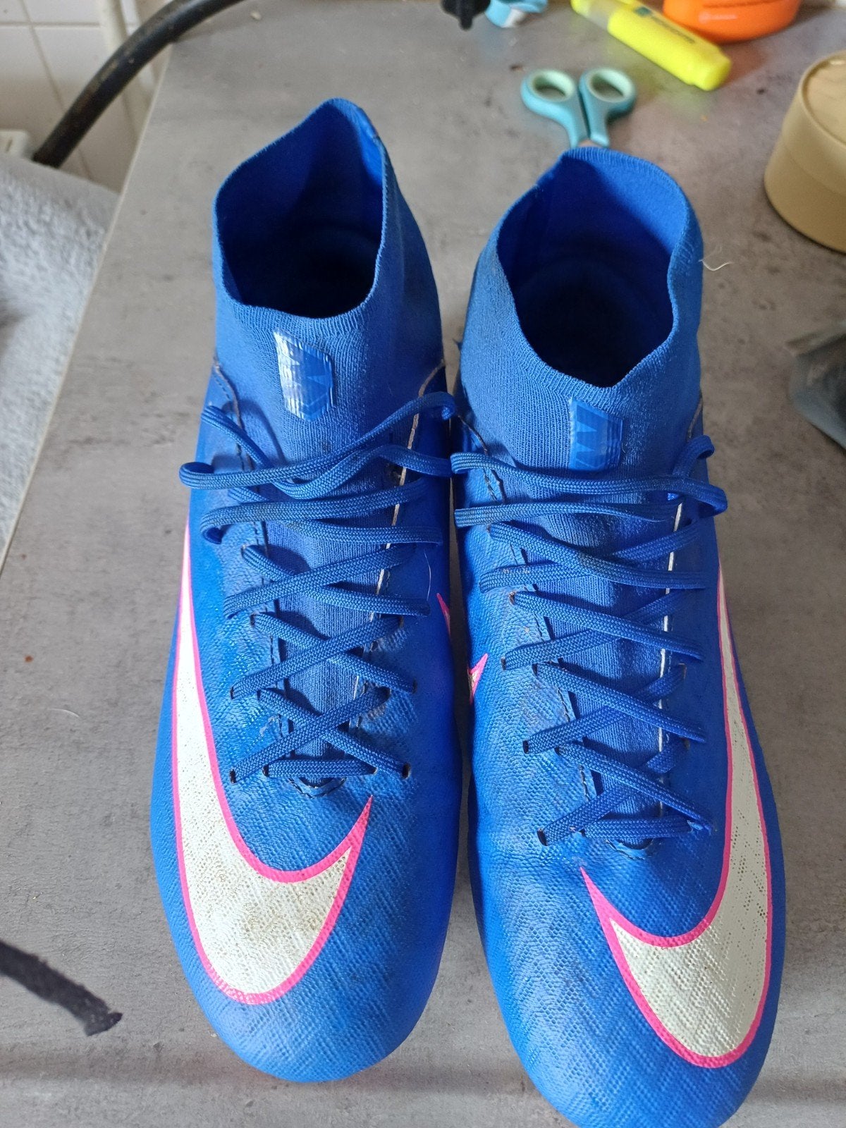 Nike voetbalschoenen maat 40,5, Sport en Fitness, Voetbal, Maat XS of kleiner, Ophalen, Gebruikt, Schoenen