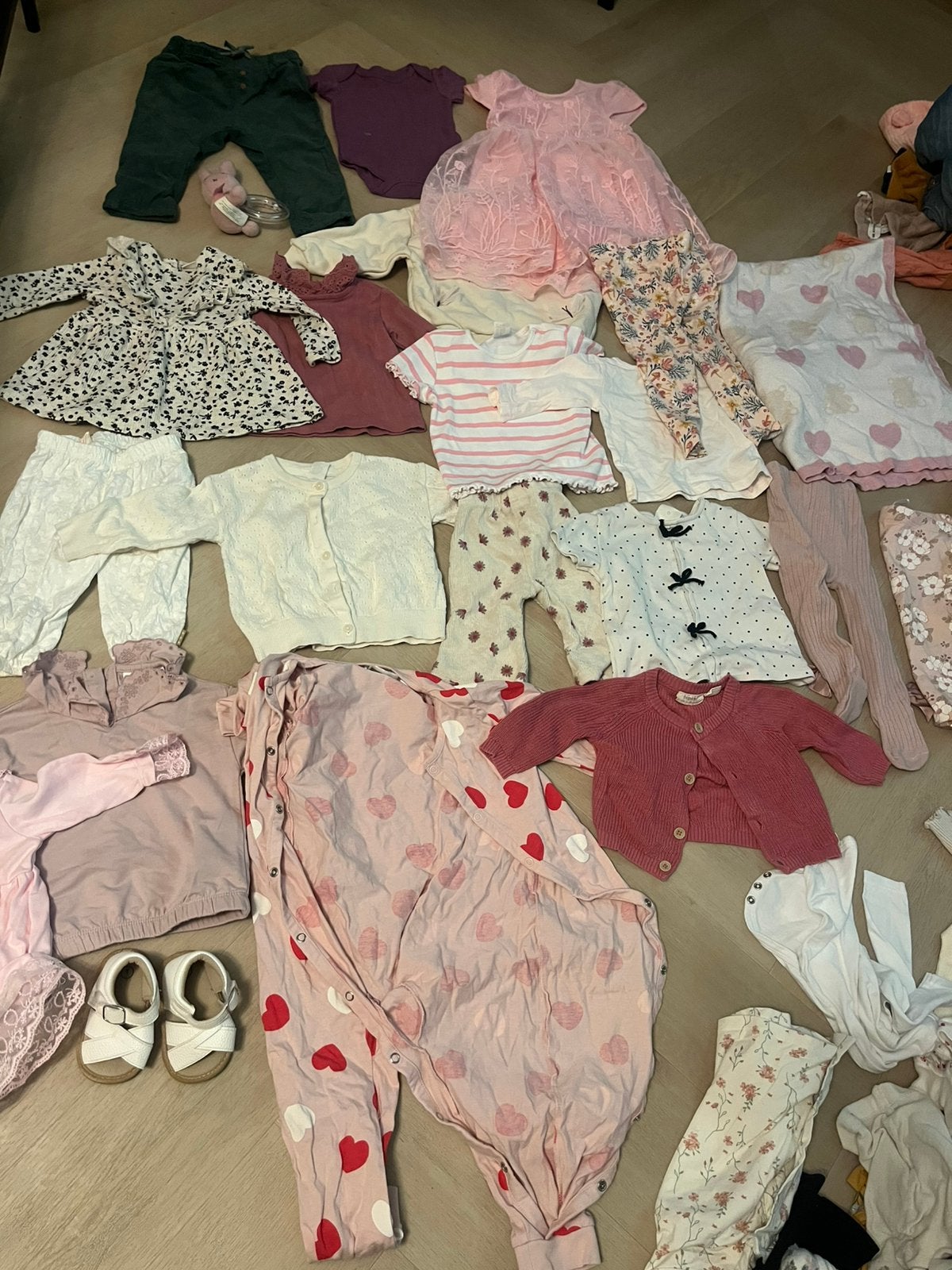Partij baby kleding meisjes, Ophalen, Zo goed als nieuw