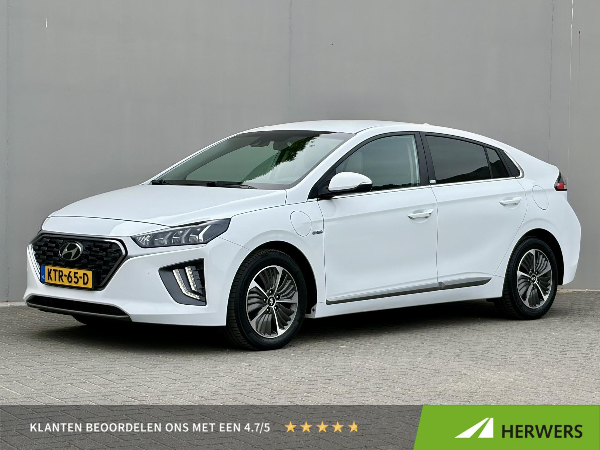 Hyundai IONIQ 1.6 GDi Comfort - Plus / PHEV / Plug-in / Navi, Stof, Gebruikt, 2 kWh, Wit