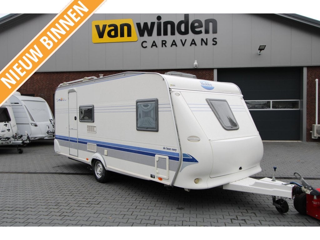 Hobby De Luxe 500 KMFE Mover-Voortent-Stapelbed, Caravans en Kamperen, Caravans, Dwars-stapelbed, Koelkast, Hobby, Bedrijf