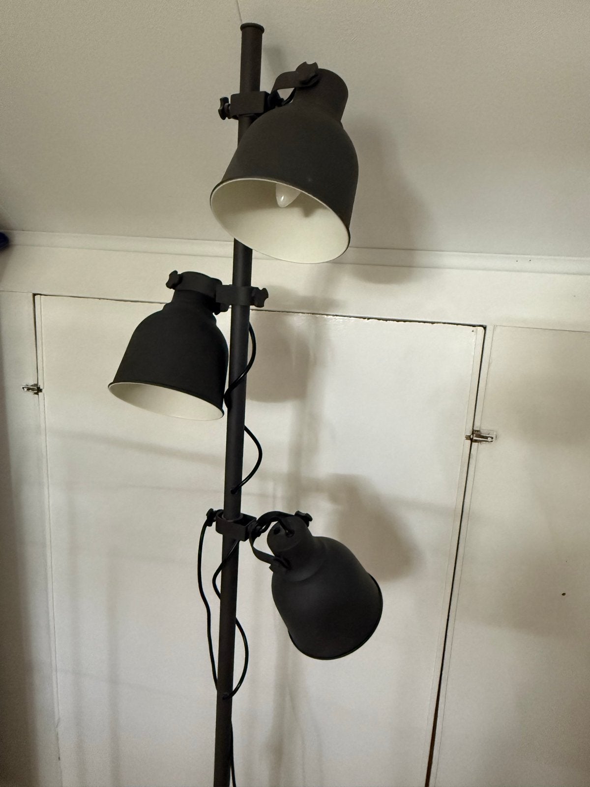 Staalamp metaal donker grijs met 3 lampen, Ophalen, Gebruikt, Metaal, 150 tot 200 cm