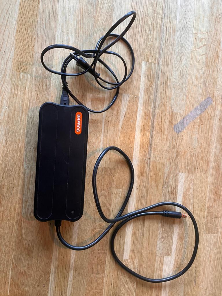 Bafang elektrische fiets oplader 43V 3.0A (STC-8201LD), Fietsen en Brommers, Ophalen, Gebruikt