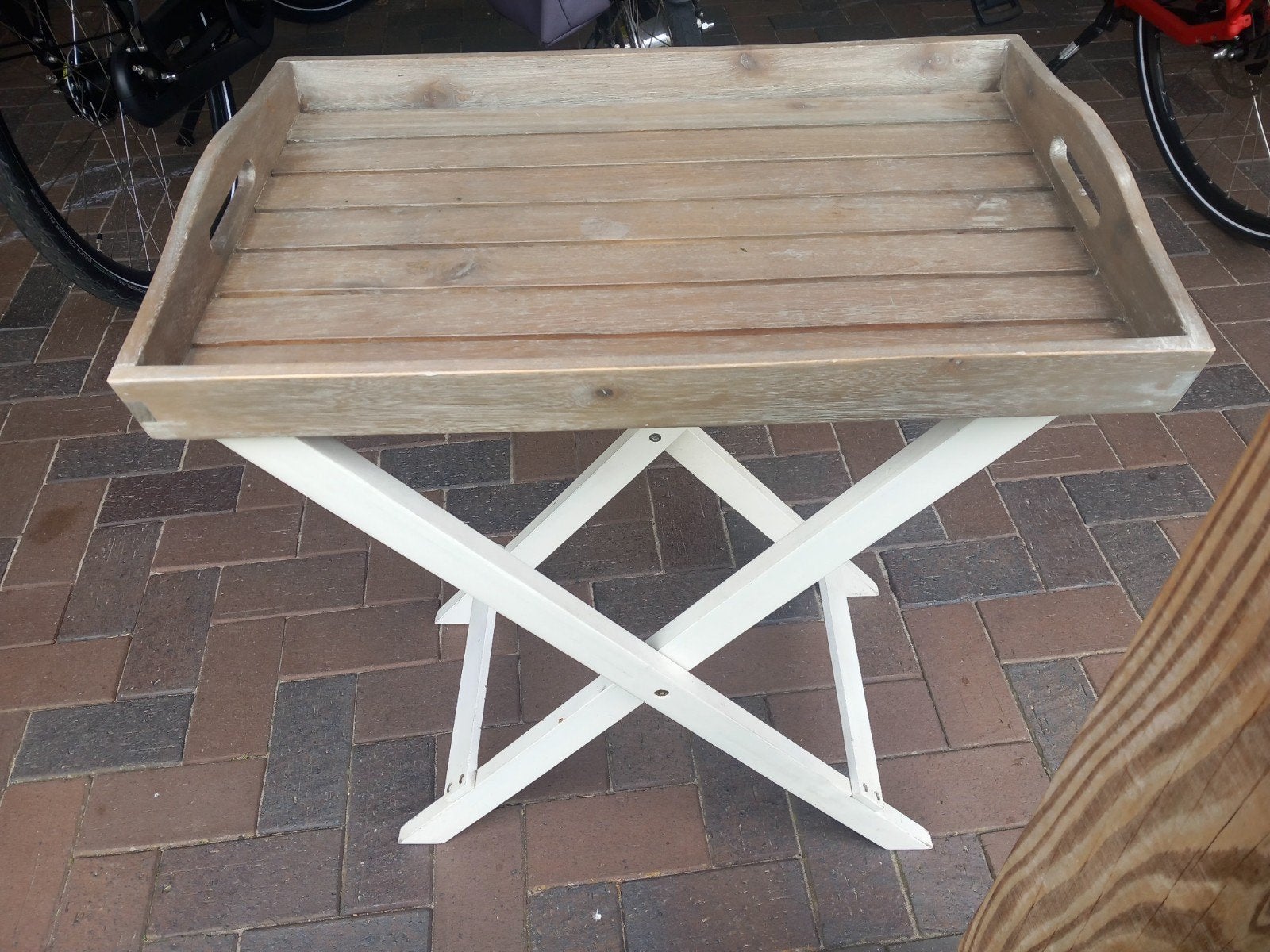 Mooi dienbladtafel te koop!, Ophalen, Gebruikt, Met handvatten, Rechthoekig