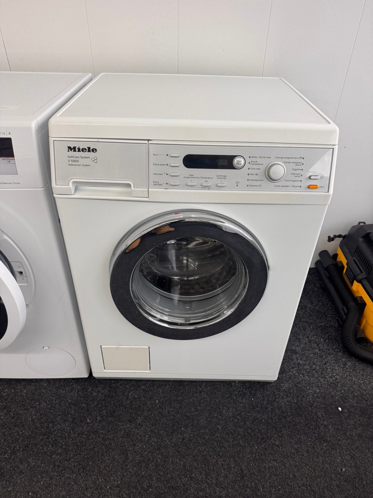 MIELE 1400 SOFTCARE 7 kg met 2 jaar garantie, 6 tot 8 kg, N, N, Refurbished